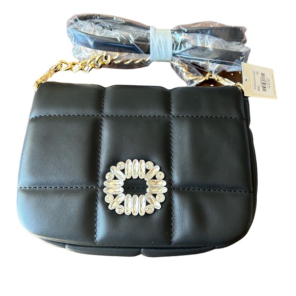 (36)New Francesca’s Holly BLACK Quilted Crossbody Bag - Picture 2 of 9